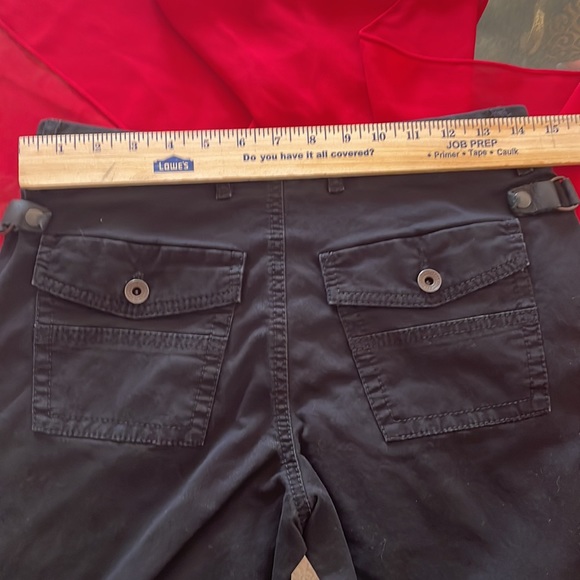 Rosner capris - Picture 8 of 8